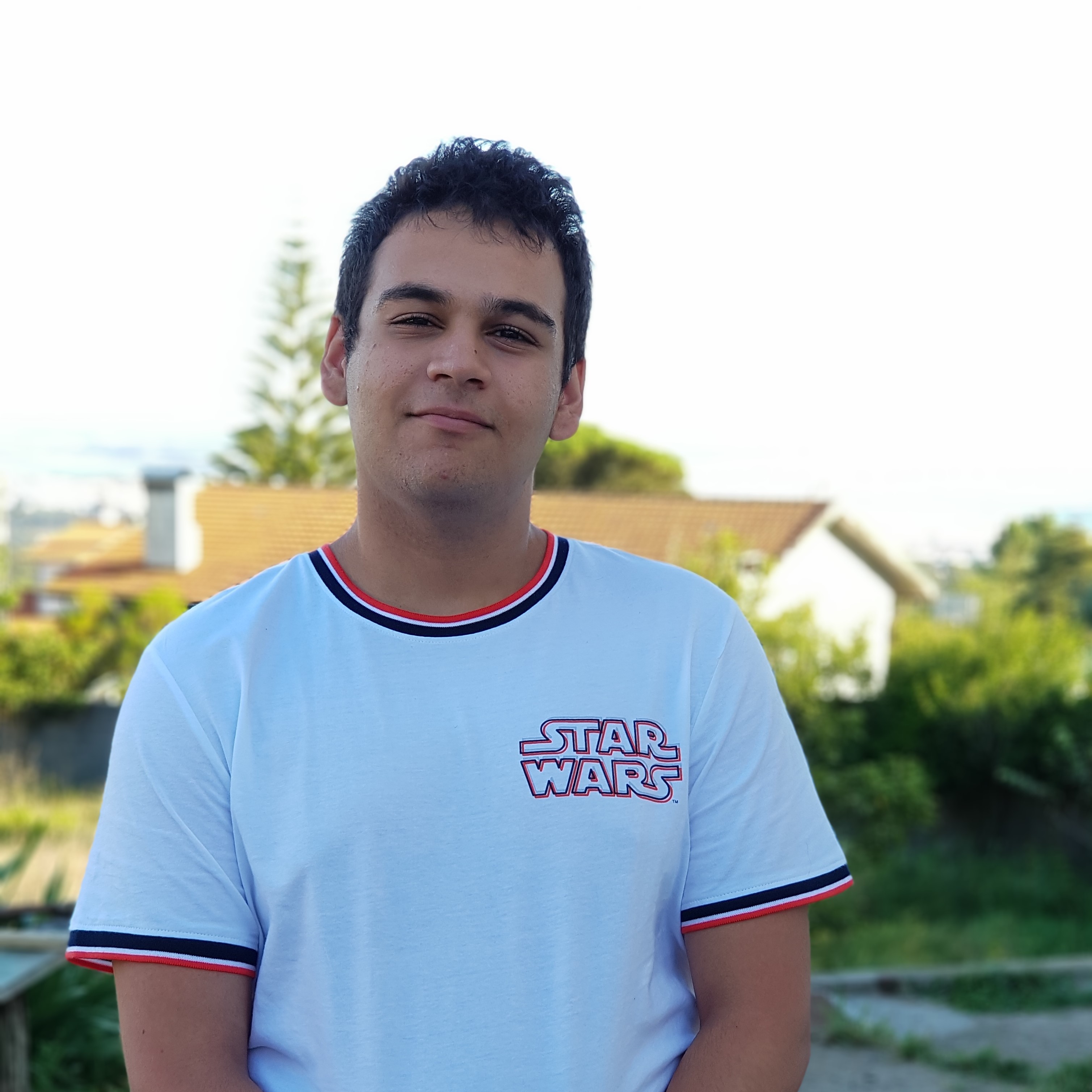 Moi en vacances portant un tee-shirt Star Wars
